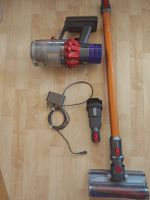 Dyson V10