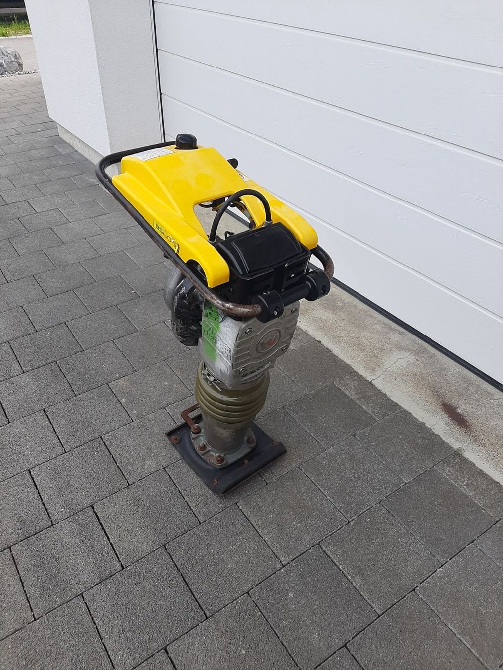 Wacker Neuson Toutes les machines: Grabenstampfer Rammer Wacker Neuson – D'occasion à Rain par Kleinmoto 1