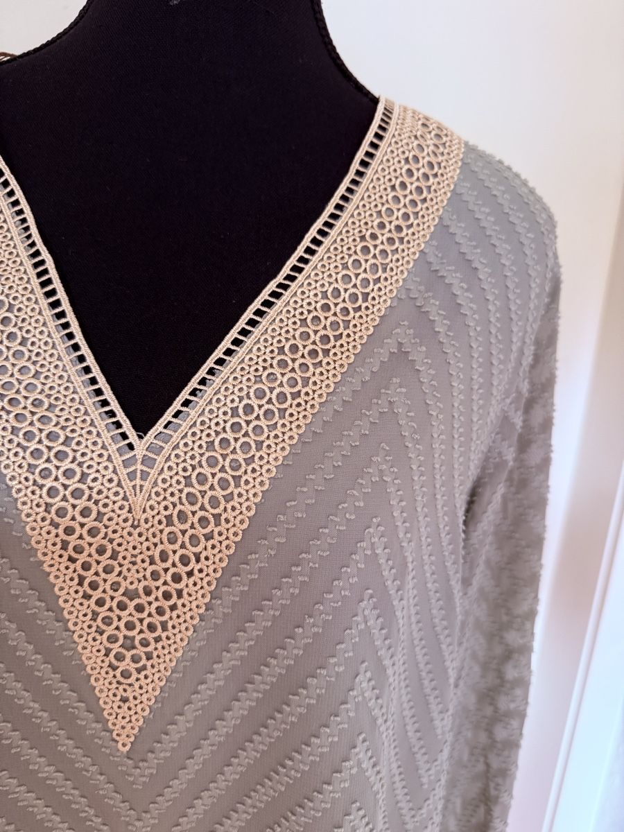 Blusen: Boho Bluse in graugrün mit Spitzeneinsatz – Neu (gemäss Beschreibung) aus Zürich von Indigo2012 1