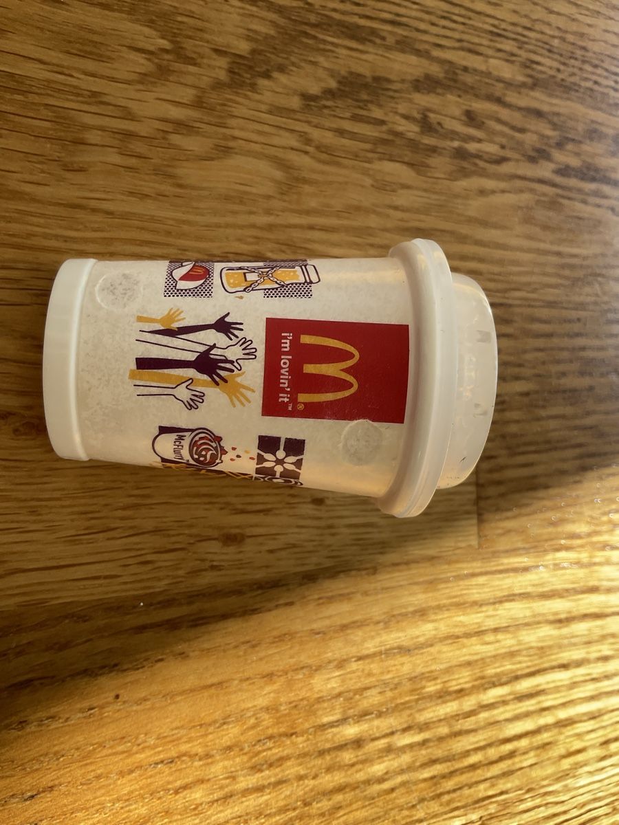 Calamite: McDonalds Magnet Becher – Usato da Unterägeri venduto da Sukal 3