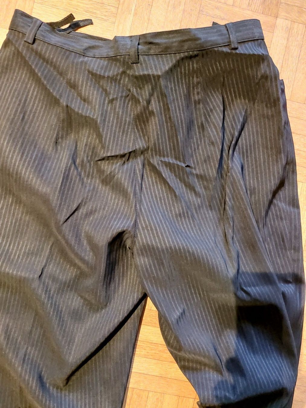Hosen: leichte, festliche Hose, Grösse 42, schwarz – Gebraucht aus Escholzmatt von Stern777 2