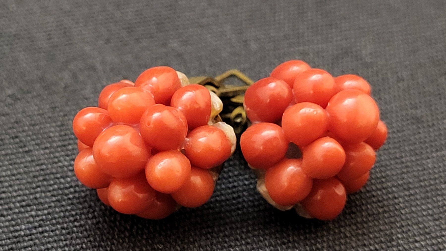 Boucles d'oreille: Korallen-Ohrclips – D'occasion à Basel par spinne02 3