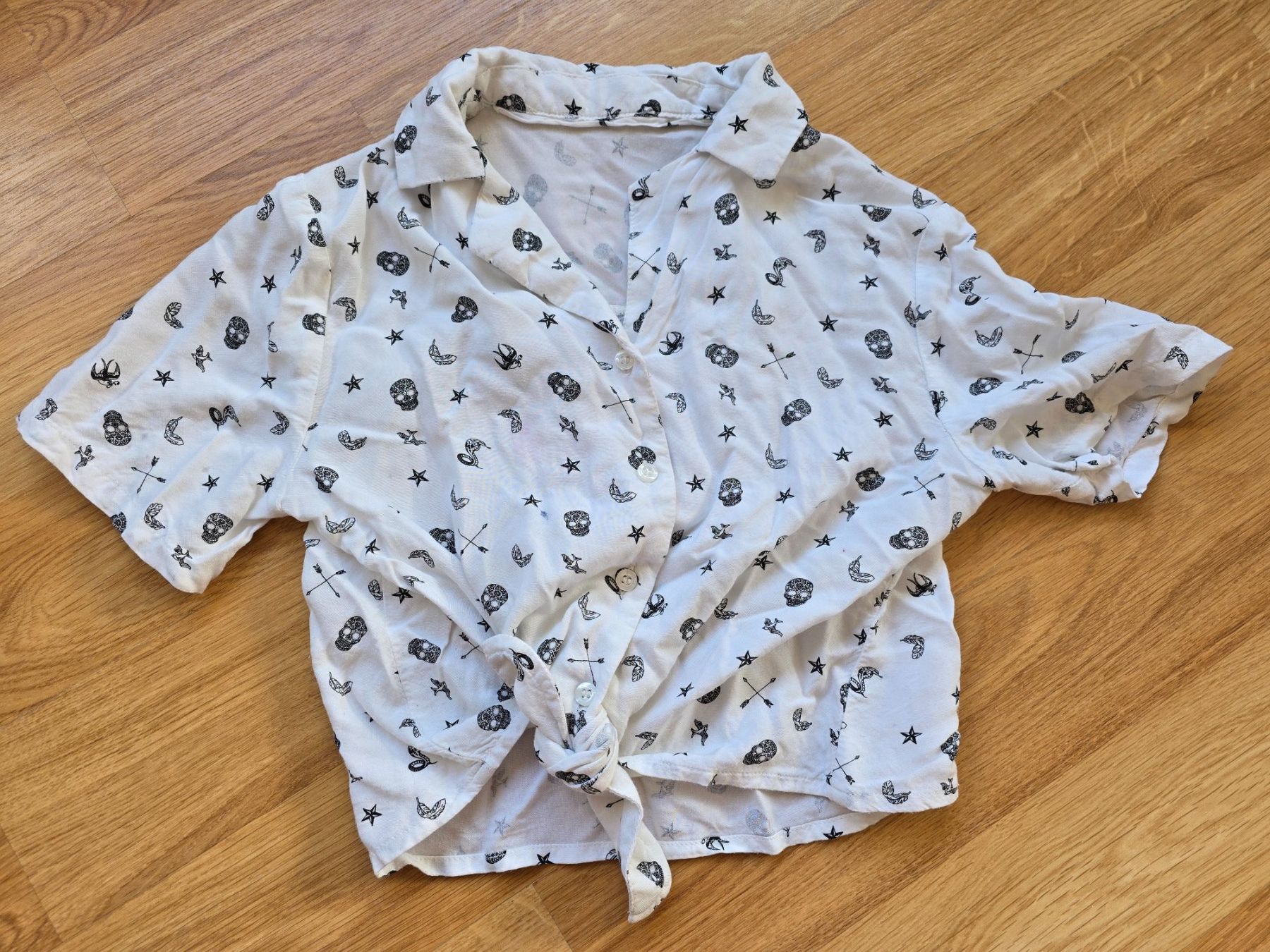 Camicette, T-shirt & Top: Bluse ca. Grösse 134/140 – Usato da Büttikon AG venduto da Amineah