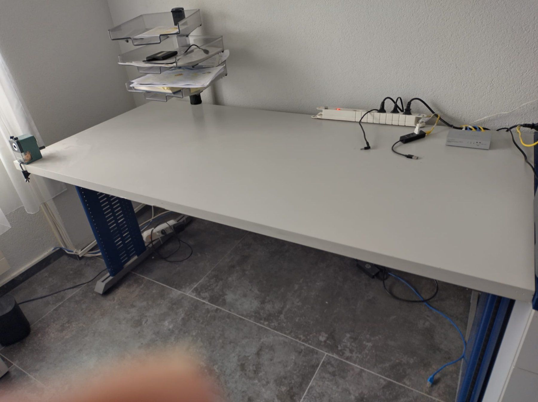 Schreibtische: Schreibtisch 2 Stück – Gebraucht aus Lengnau AG von Bfilou 2