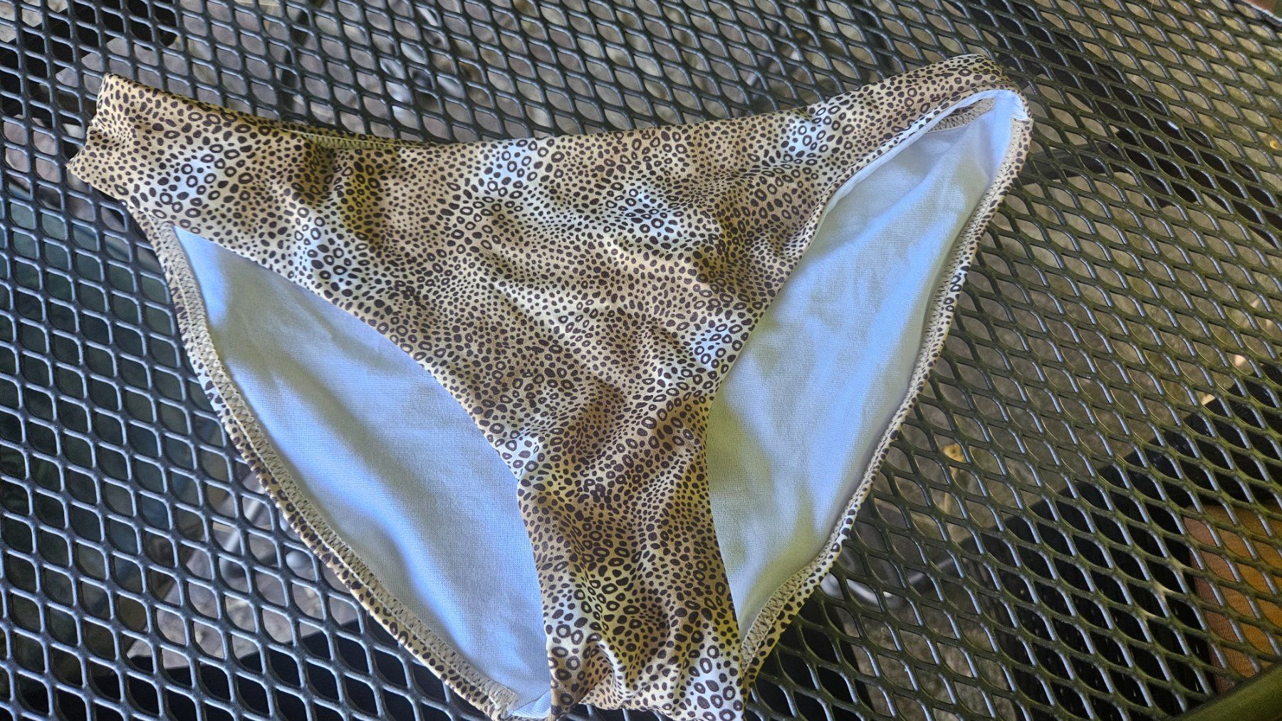 Badekleider & Bikinis: Badehösli – Gebraucht aus Birrwil von Annaluna 1