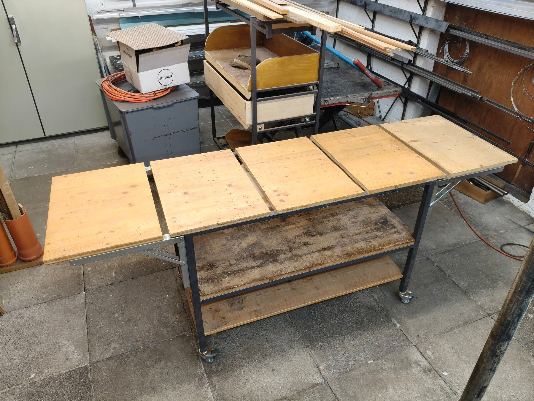 Établis: Werktisch auf Räder – D'occasion à Ebikon par werkhuette