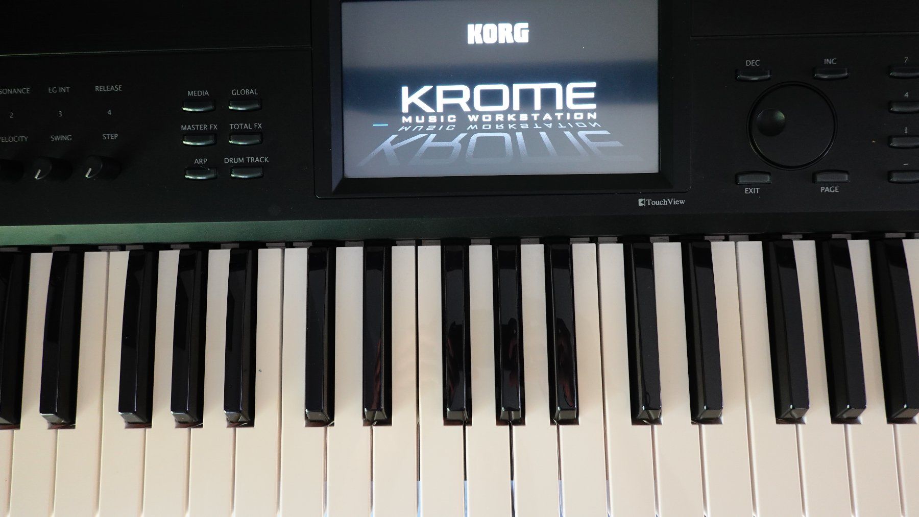 Strumenti musicali: Korg Krome 73 Synthesizer – Usato da Allschwil venduto da pea_lq87 2