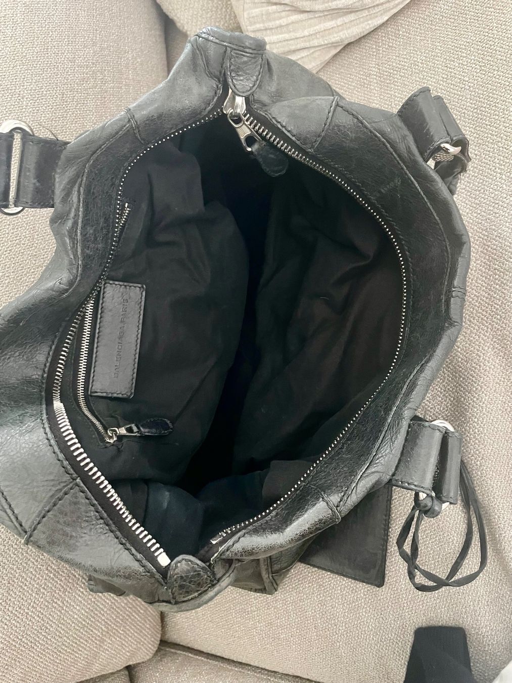 Balenciaga Taschen für Damen: Balenciaga Giant Stud Bag - Black – Gebraucht aus Zürich von  2