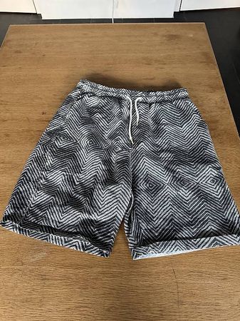 Kurze Hosen