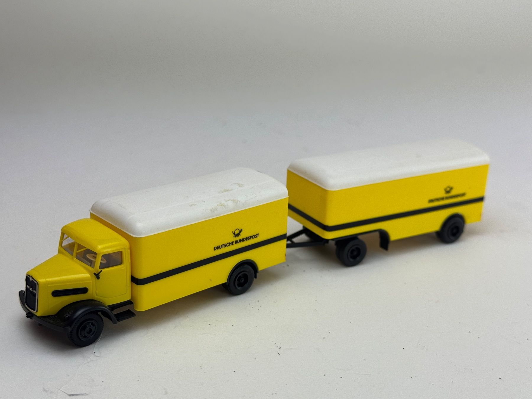 Albedo Modellini d'auto: GB5- Albedo MAN Post Koffer Lastzug – Usato da Elm venduto da Wikmtz
