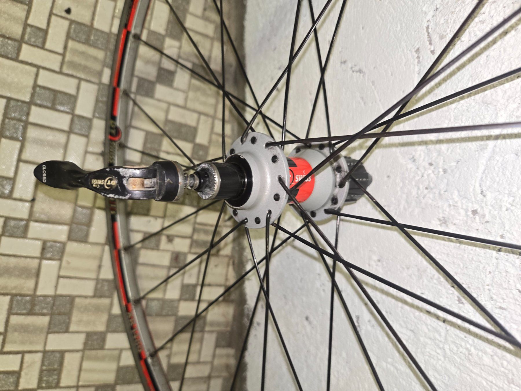 Swiss Ersatzteile: DT Swiss MTB Hinterrad Retro Kult Teile – Gebraucht aus Ammerswil AG von Undenheim 2