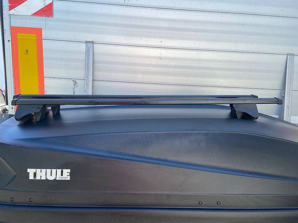 Coffres de toit: XXL Dachbox Thule Touring L mit oder ohne Träger – D'occasion à Leuzigen par Doppelrad 1