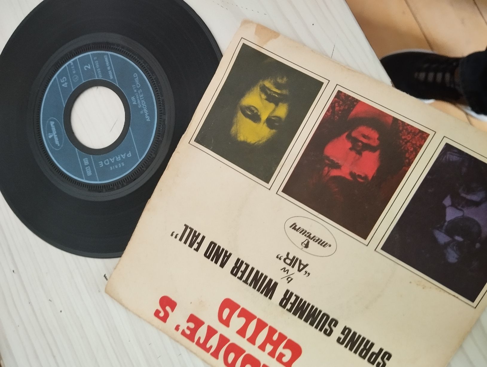Dischi in vinile: 45 tours Aphrodite's child " Air" – Usato da Neuchâtel venduto da rod_b9kq 2