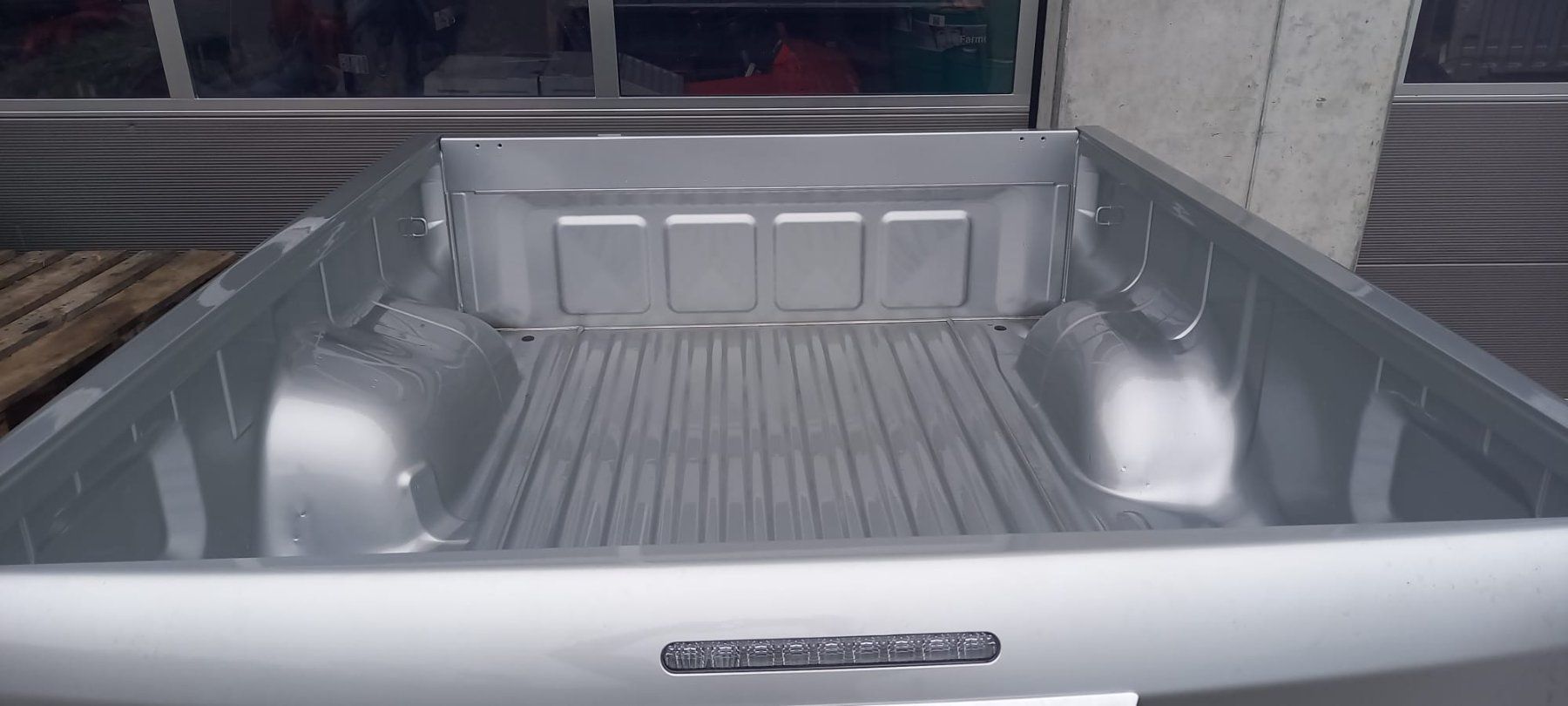 Mitsubishi Sonstiges Fahrzeugzubehör: Brücke zu Mitsubishi L200 2.2 DID – Neu und originalverpackt aus Hasliberg Reuti von chrihasli 4