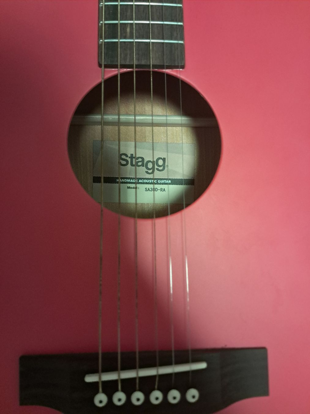 Strumenti musicali: Akustikgitarre Rot mit Tasche – Usato da Spiez venduto da ang_v6lb 2