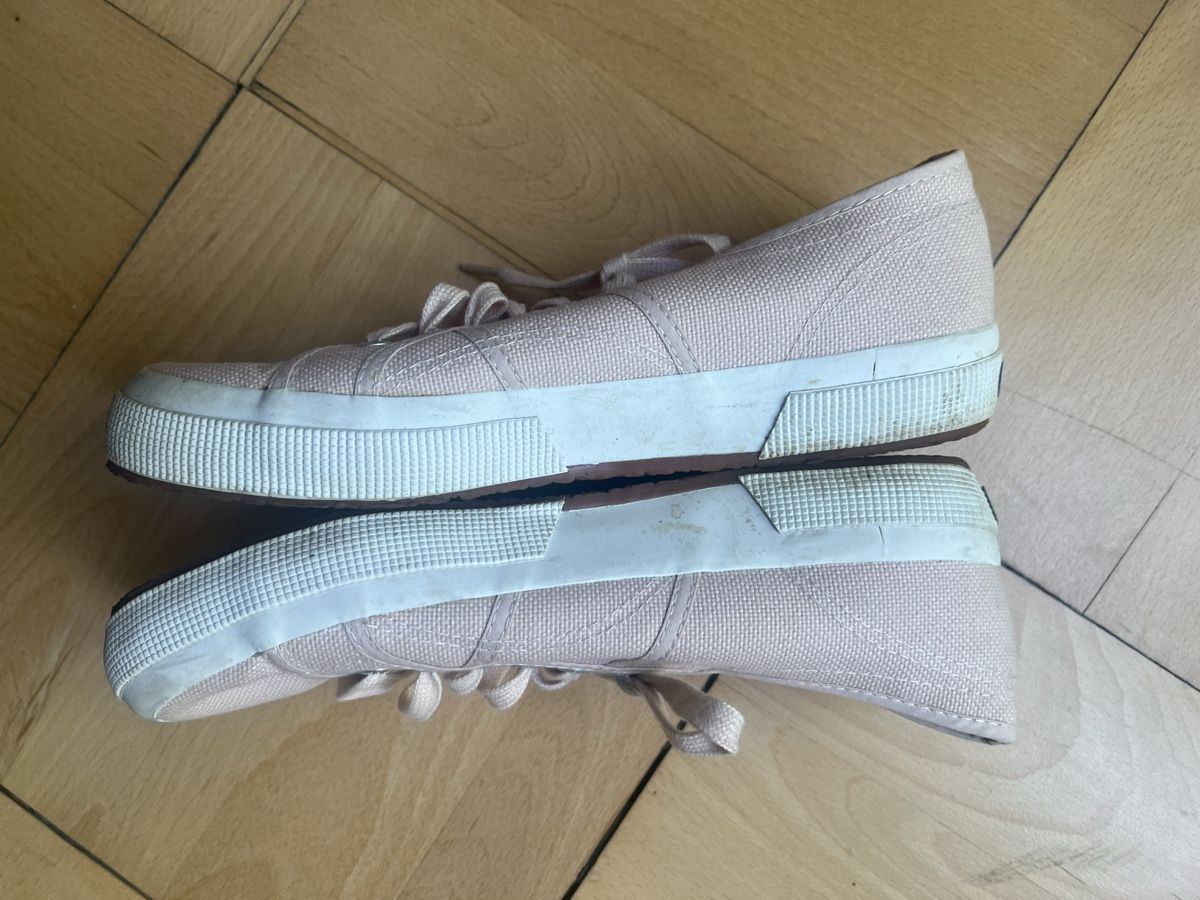 Superga Scarpe da donna: Superga Sneaker, zartrosa, Gr. 39 – Usato da Zürich venduto da romcam 2