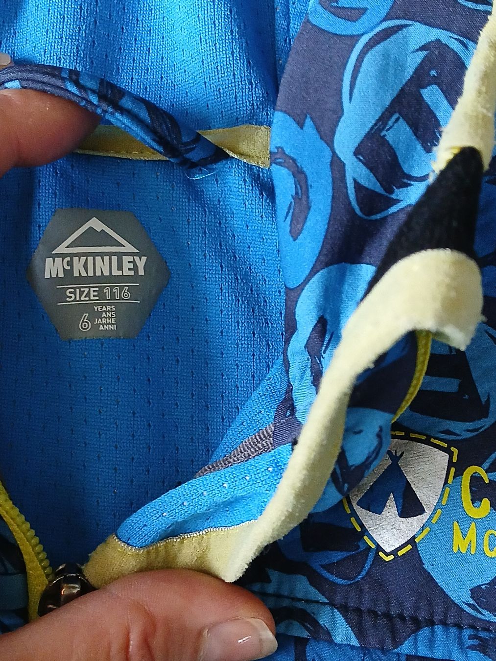 Mckinley Giacche & Cappotti: 116 McKinley Softshelljacke mit Reflektoren Wasserabweisend – Usato da Sevelen venduto da boutiquenounou 2