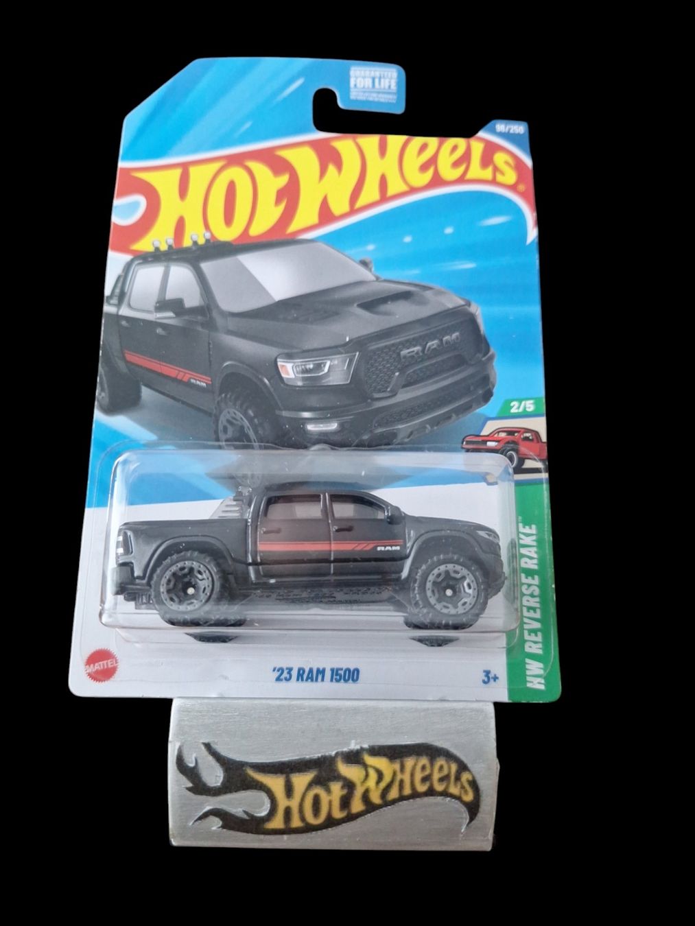 Hot Wheels Modellini d'auto: Hot Wheels HW Reverse Rake 2025 23 RAM 1500 2/5 L – Nuovo e nell'imballaggio originale da Adlikon venduto da Mmartin0