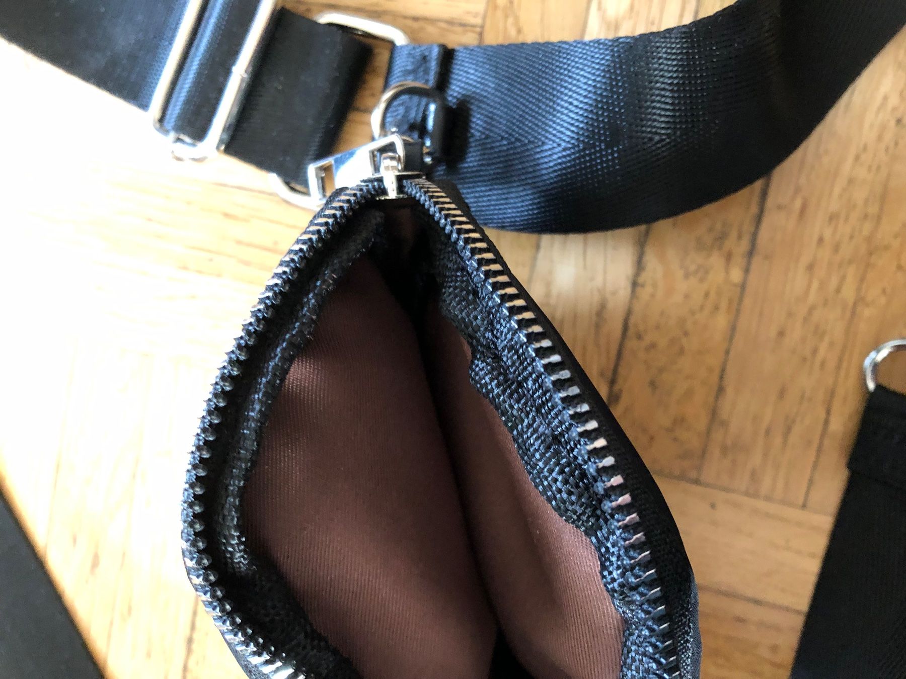 Borse da donna: Handtaschen Set: Schwarz & Weiss – Usato da Mollis venduto da ges_vlm6 2