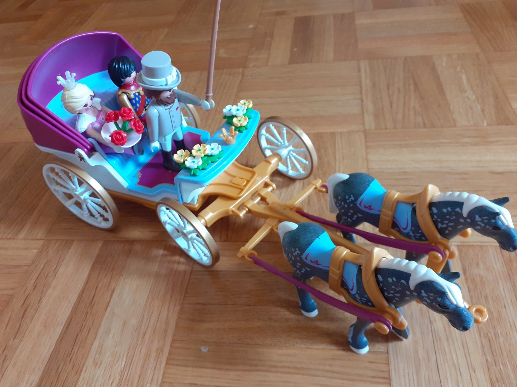 Playmobil Jouets: Playmobil 70449 Carrosse Princesse – D'occasion à Corseaux par MelodyRL