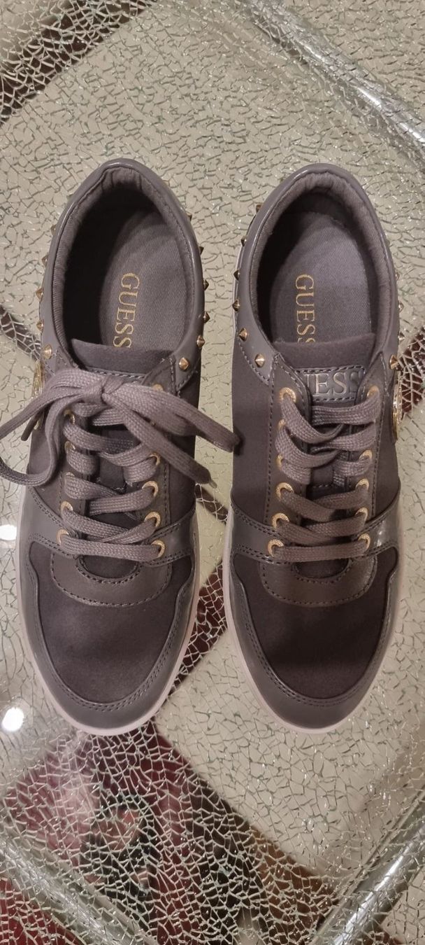Guess Chaussures femmes: Guess Gr. 39 – D'occasion à Luzern par Edii025 7