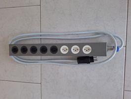 Steckdosenleiste 8 fach mit Kabel und Stecker