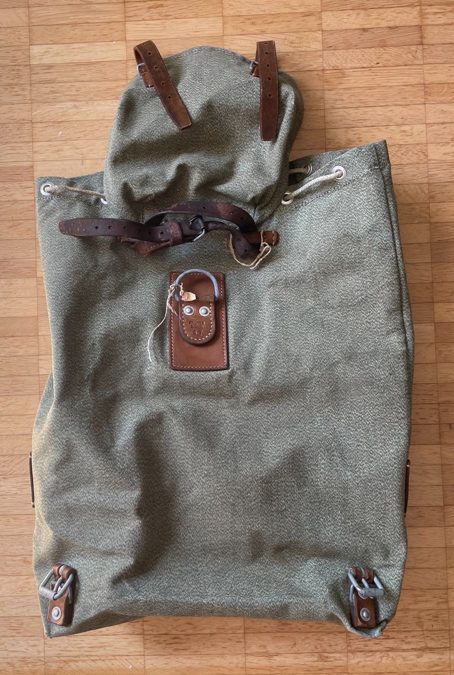 Schweizer Armee Taschen: F Sack, Armee, Schweizer Militär – Gebraucht aus Wettingen von Bazzoo 1