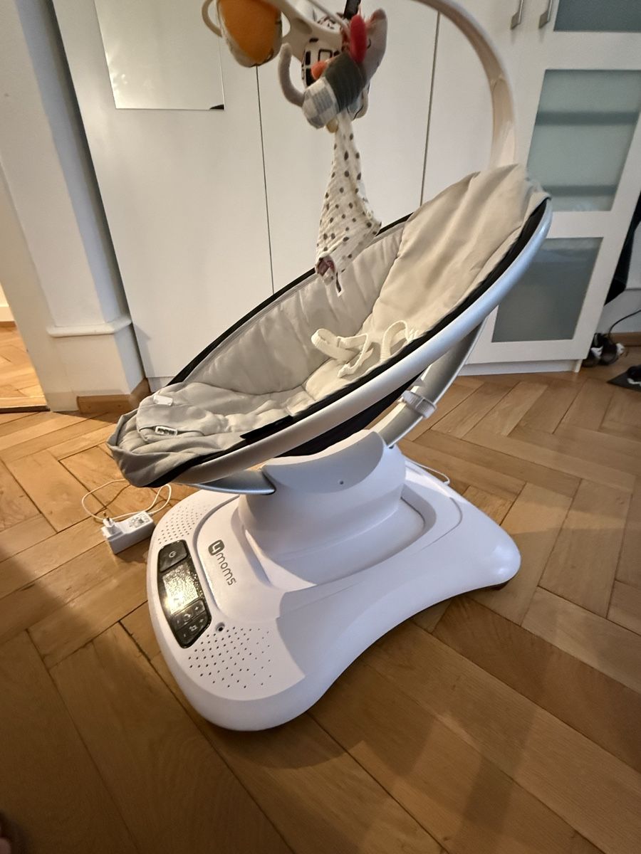 4moms Sdraiette & Sdraiette a dondolo: Automatische Babywippe 4Moms – Usato da basel venduto da yuri.H 2