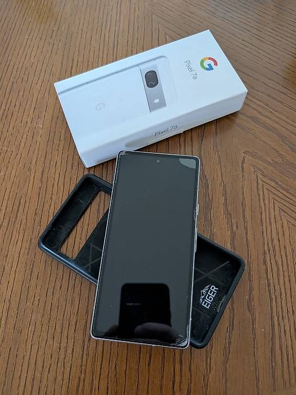Telefoni cellulari / Smartphones: Google pixel 7a 128 GB display defekt  – Usato da Verscio venduto da tig_jg9j 1