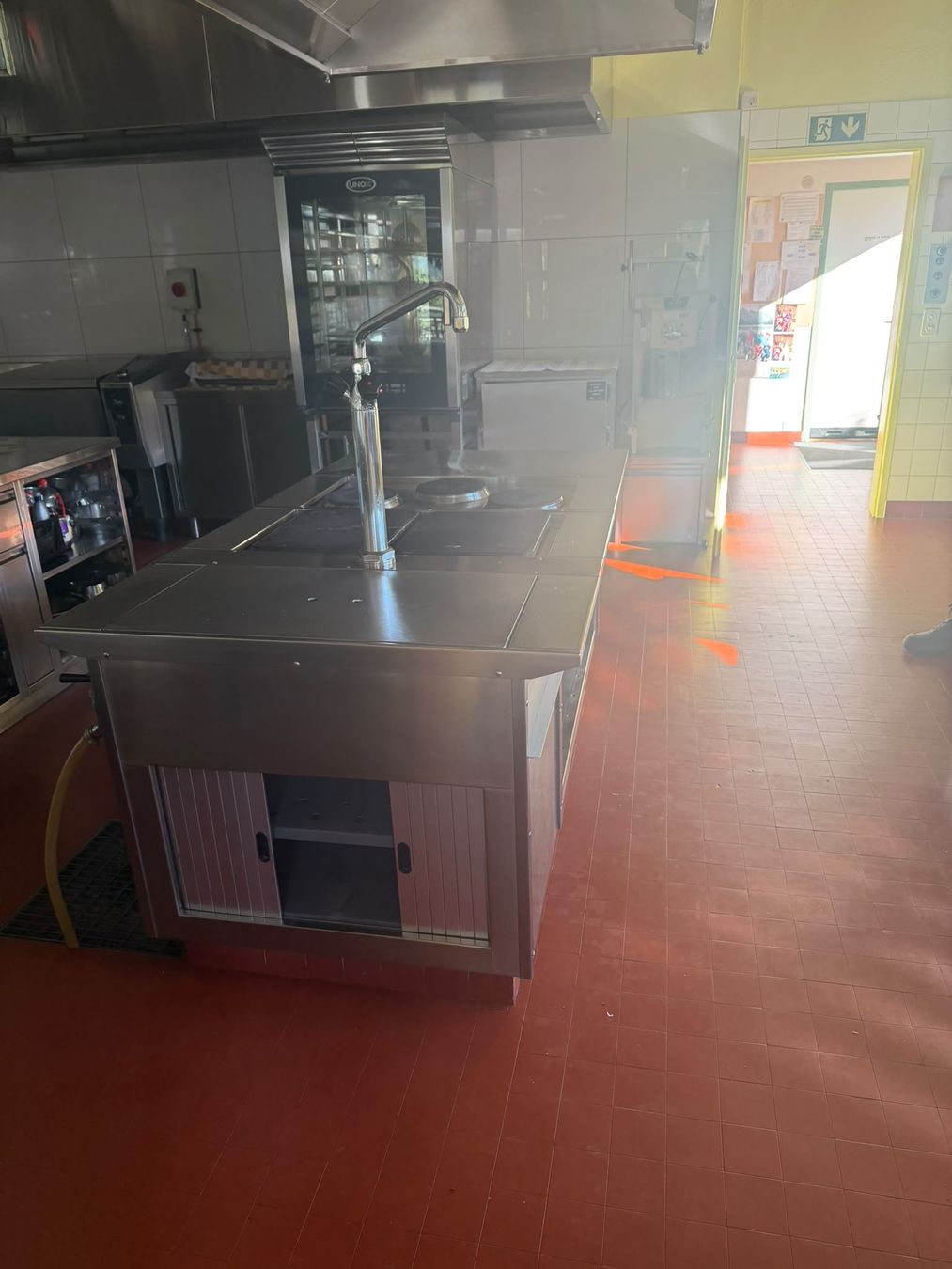 Therma Herde: Therma fourneau professionnel – Gebraucht aus St-Maurice von MEGALOBAJTER 1