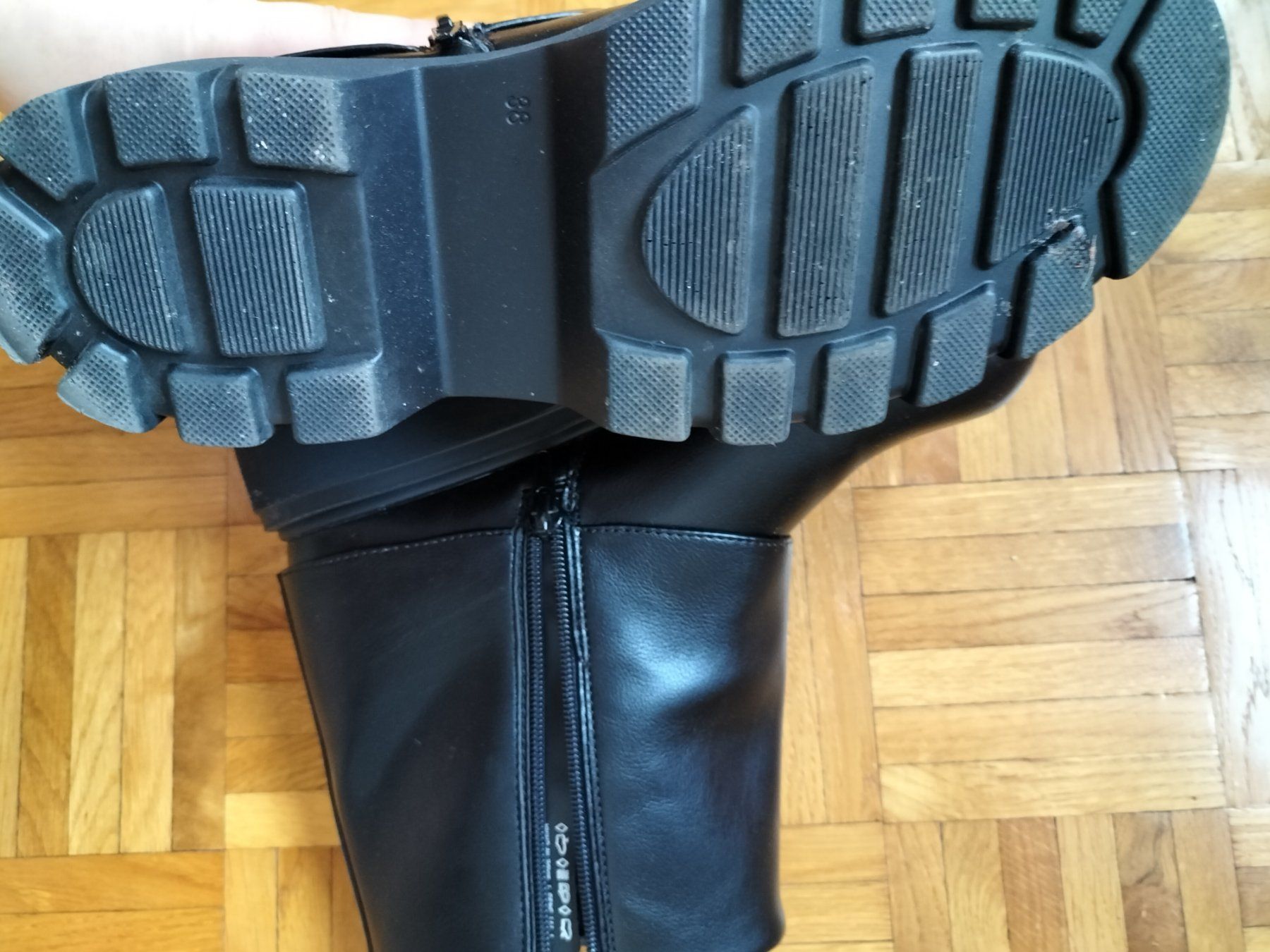 Dosenbach Scarpe da donna: Bottes CATWALK noir 38 – Usato da Clarens venduto da fashionfou 5