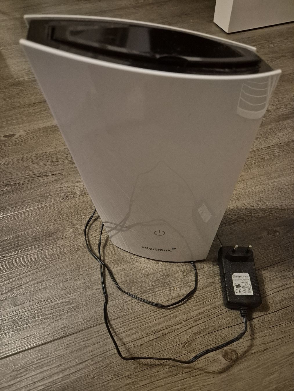 Umidificatori d'aria: Luftbefeuchter INTERTRONIC Sonic Humidifier – Usato da Tobel venduto da pasci_00