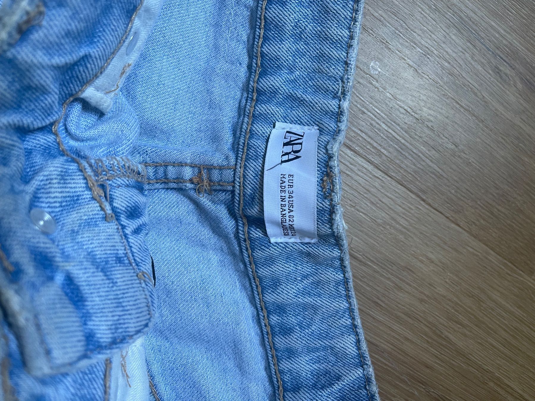 Zara Jeans: Hellblaue High-Waist Jeans Zara Gr 34 – Usato da Bassersdorf venduto da Sandy456 3