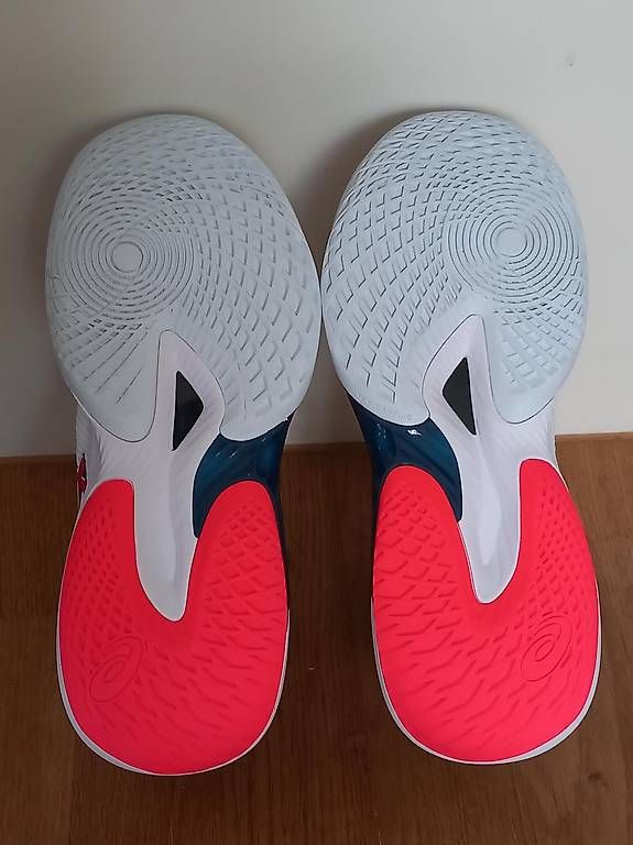 Scarpe da uomo: Asics Metarise 2 Volleyball Turnschuhe Grösse 43.5 – Usato da Luzern venduto da Noosi88 1
