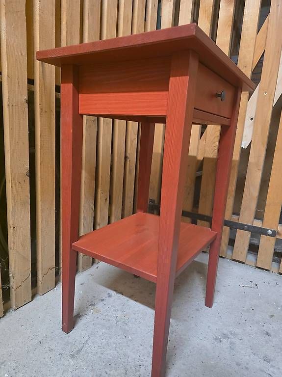 Ikea Nachttische: Table de chevet Ikea HEMNES – Gebraucht aus Versoix von Leana8 2