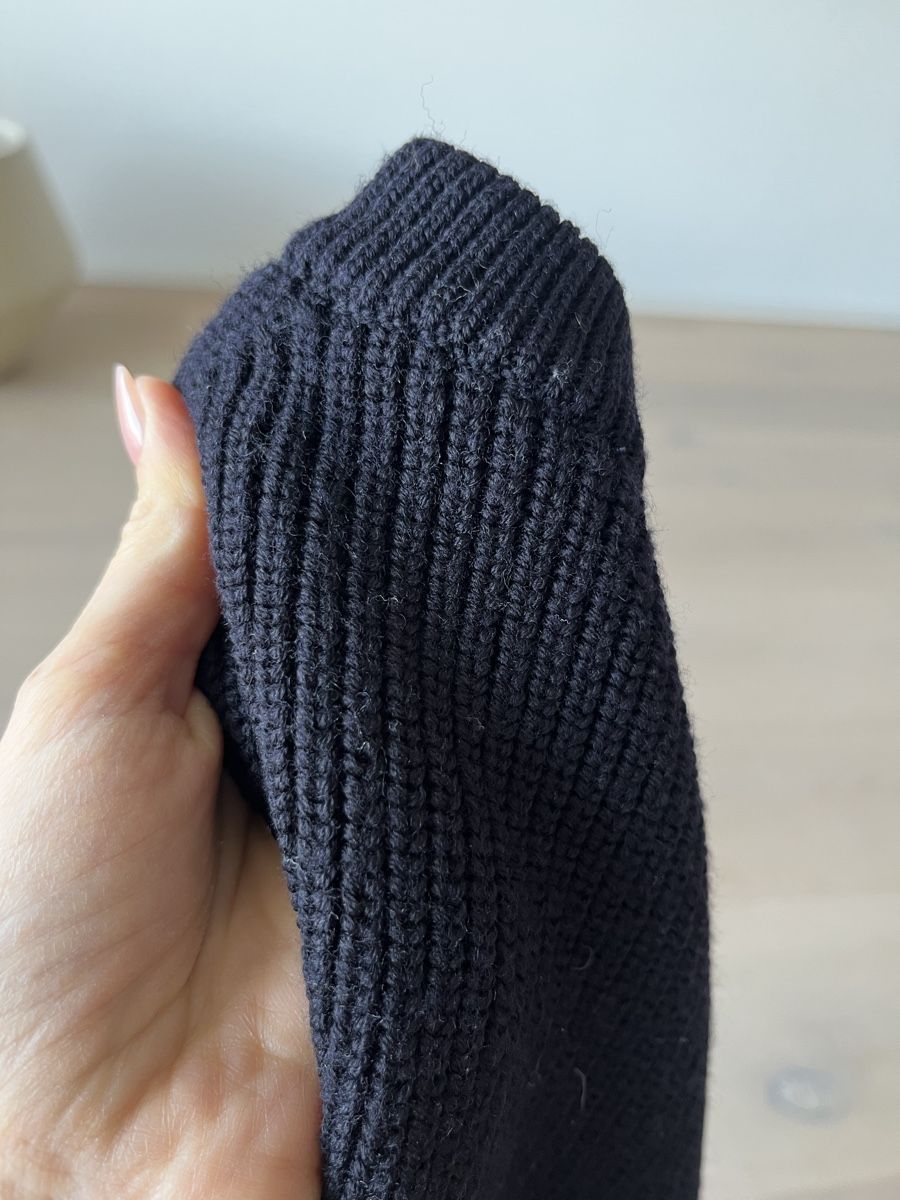 Cos Maglioni & Felpe: COS Wollpullover, dunkelblau, Grösse S – Usato da Pfäffikon SZ venduto da humming-bird 1