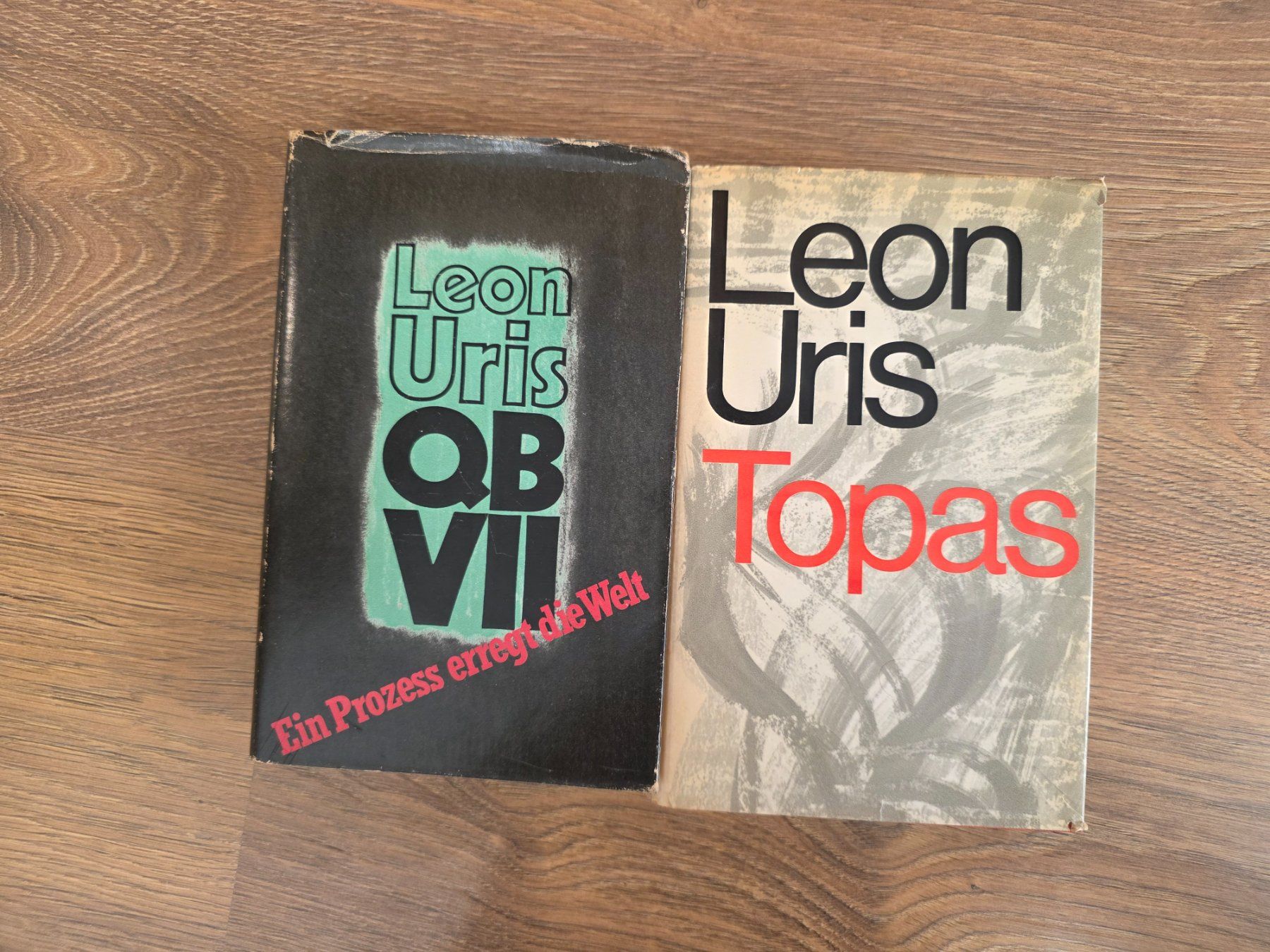 Livres: Bücherpaket Leon Uris (2 Stk) – D'occasion à Nebikon par Japostyle