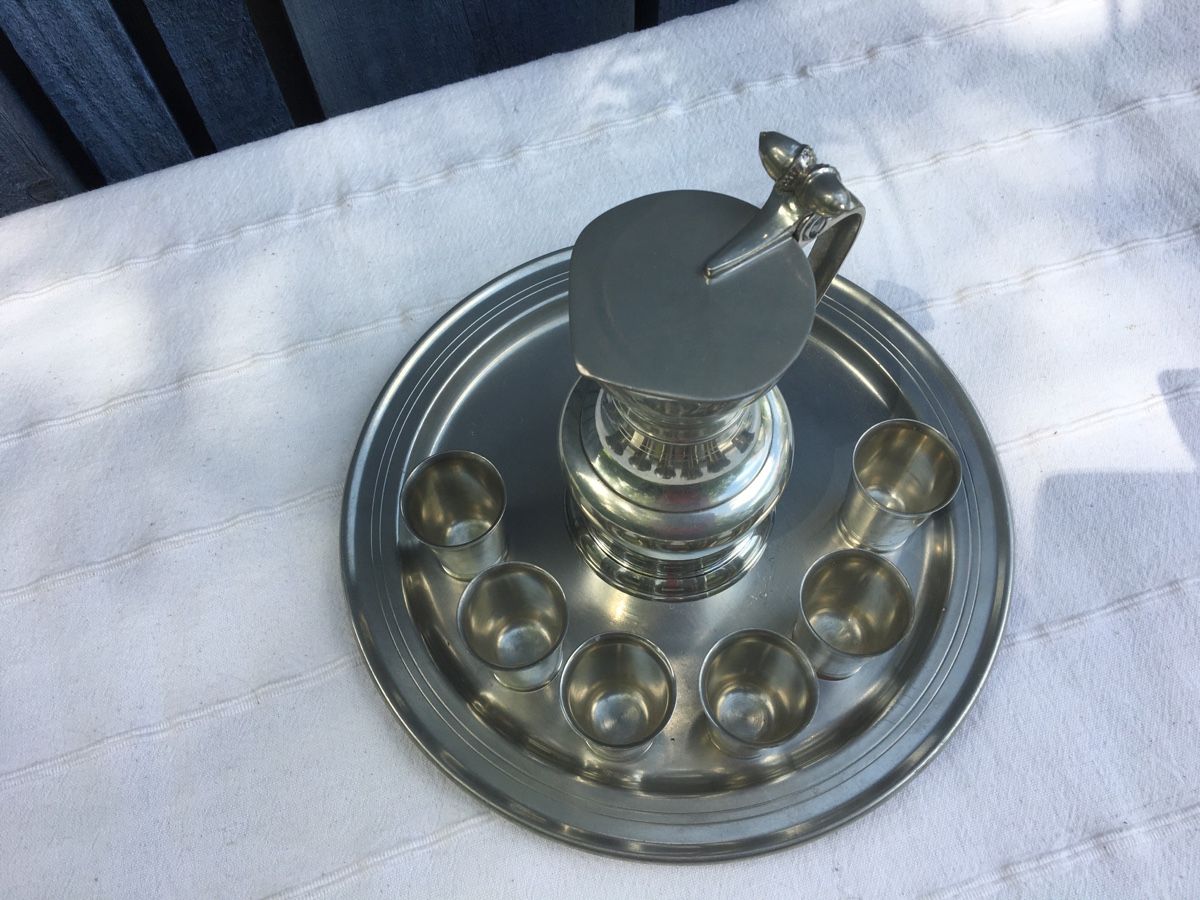 Sigg Geschirrsets: Zinn-Service Set: Krug, Tablett & 6 Becher – Gebraucht aus Kreuzlingen von daverbr7 1