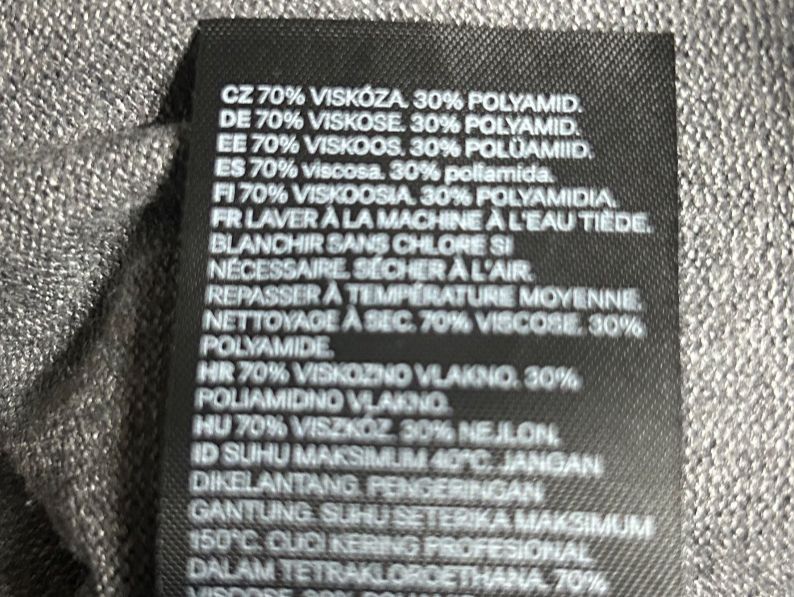 H&M Maglioni & Felpe: Damenpullover Gr. XL grau – Usato da Obergösgen venduto da Andre118 2
