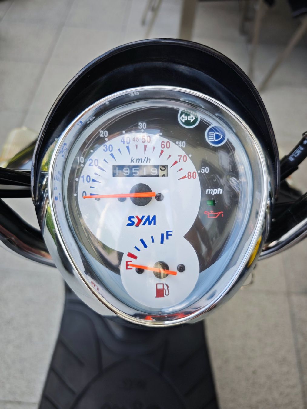 Sym Scooter: Gepflegter SYM Mio 50 Roller – Usato da Gunzgen venduto da 0Aurin0 5