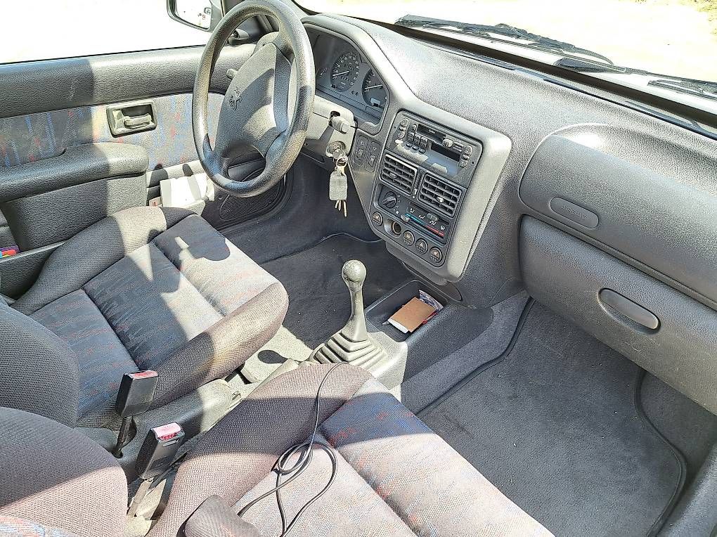 Peugeot Automobili: Peugeot 106 1.4l – Usato da Amsoldingen venduto da joenu9 3