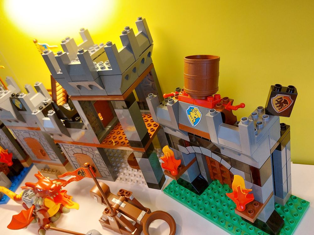 LEGO DUPLO 4777 - Grosse Ritterburg + Teile Drachenturm Kaufen auf Ricardo