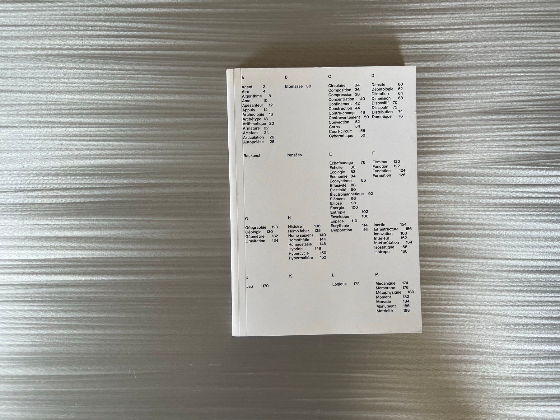 Livres: Architecture: Baukunst - Pensées – D'occasion à Zürich par Abost