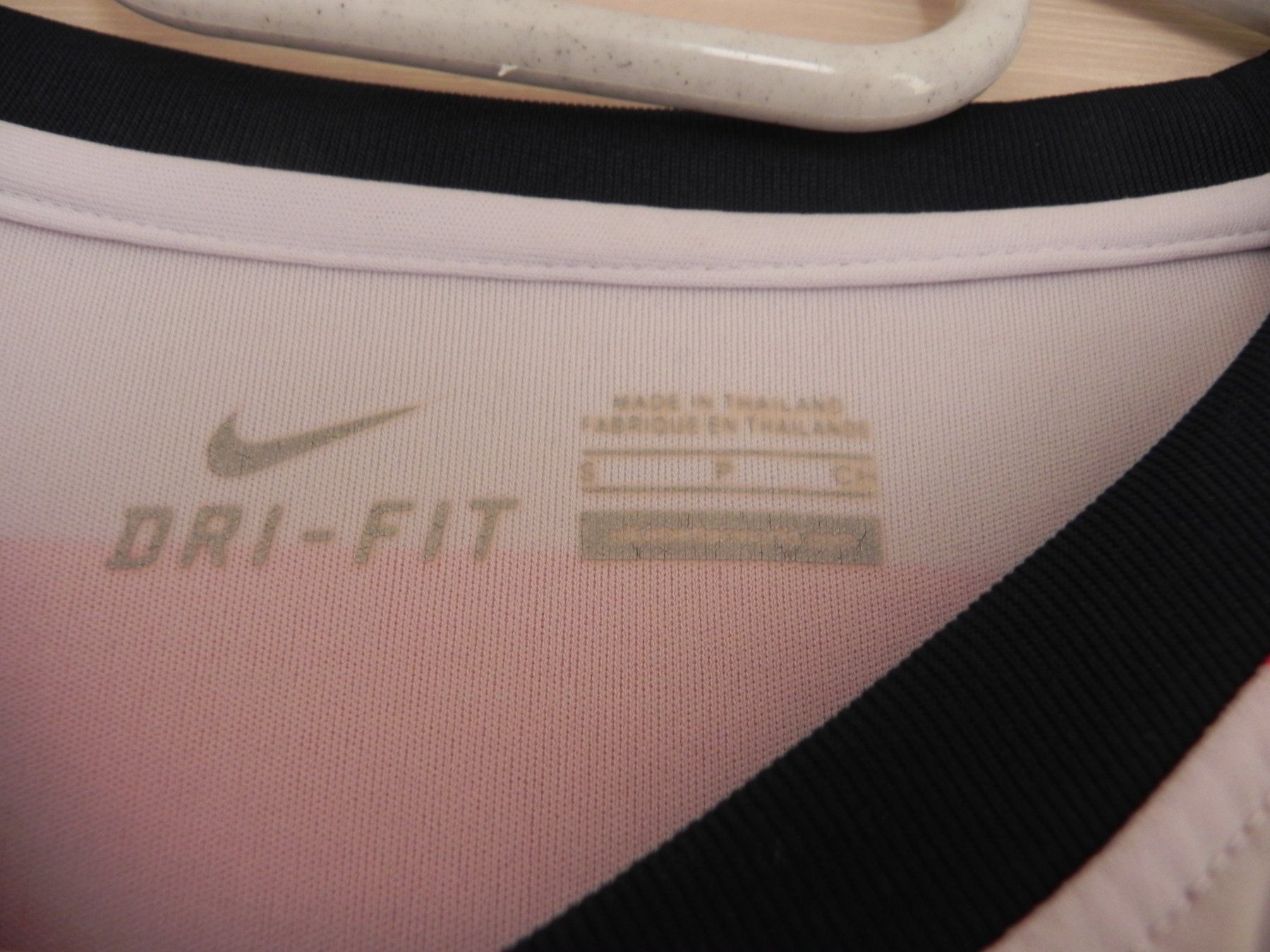 Nike Canottiere & Pantaloni: Nike Heim Trikot USA 2012 Grösse S – Usato da Biel/Bienne venduto da Gogolozi 2