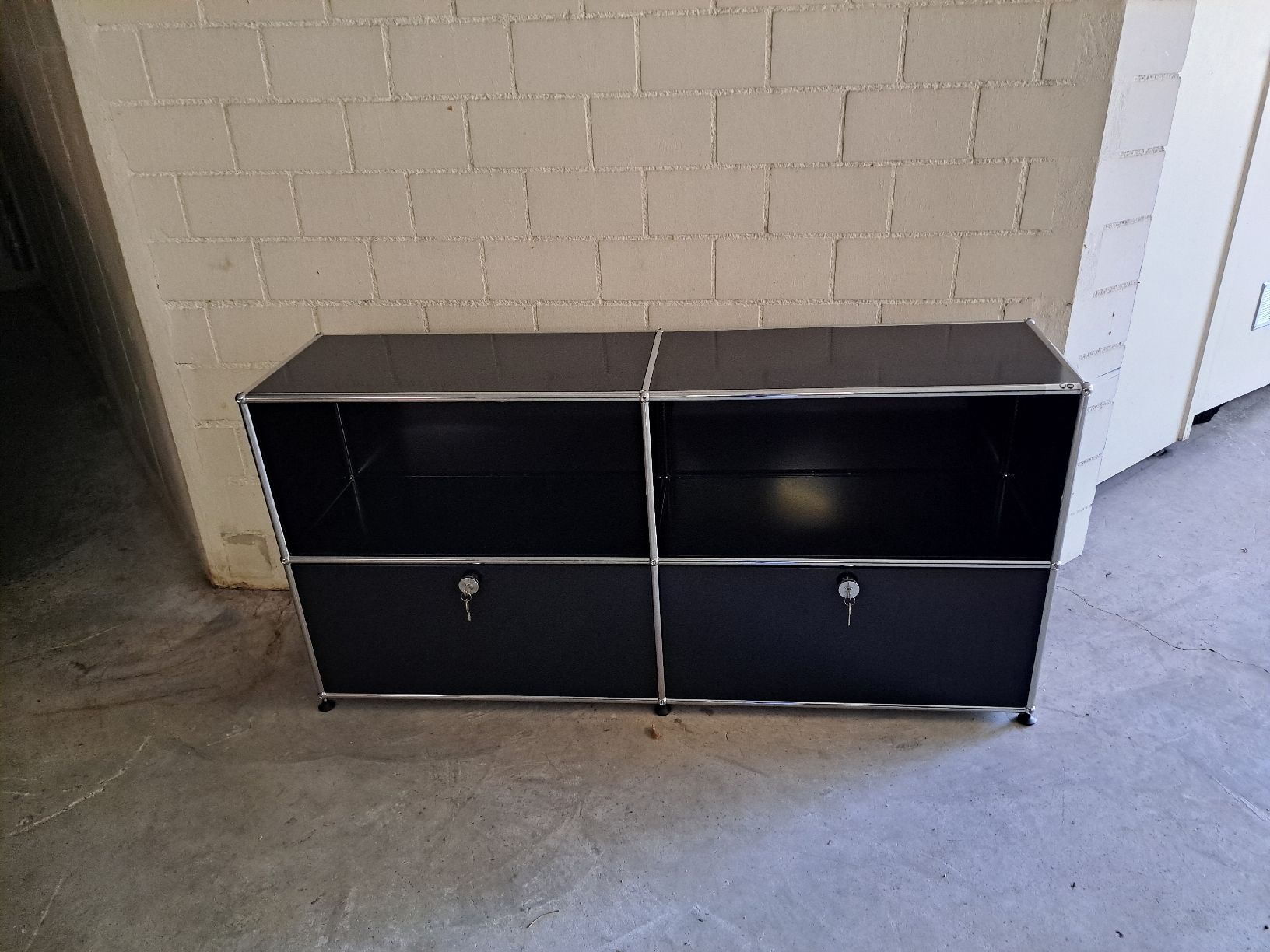 Cassettiere: USM Sideboard Schwarz – Usato da Zürich venduto da LUXUS2020 1