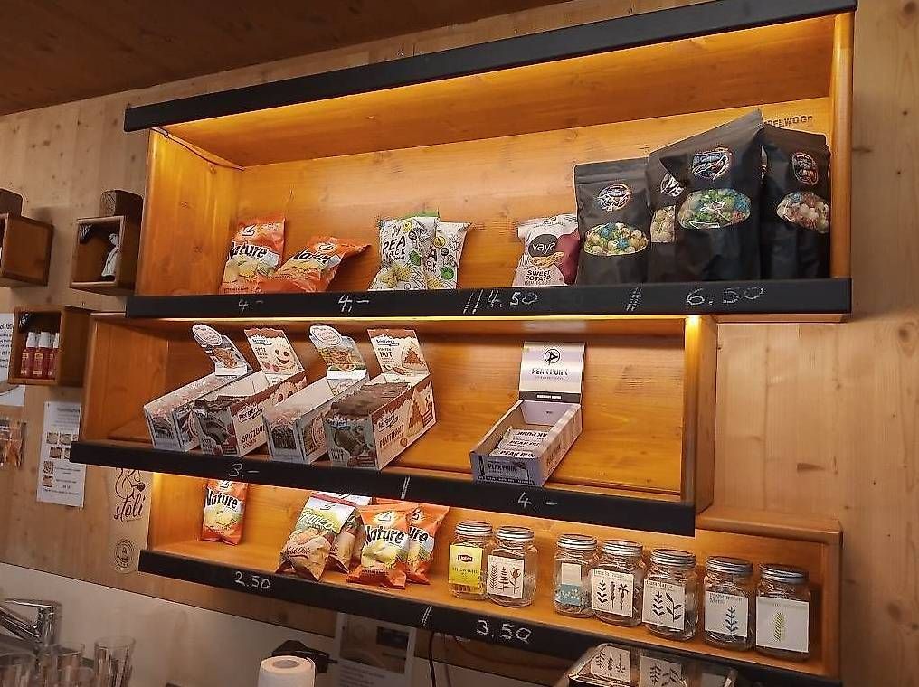 Scaffali: Displayregal - ideal für stilvollen Keller oder Showroom – Usato da Zollikerberg venduto da PurchaseOrder 1
