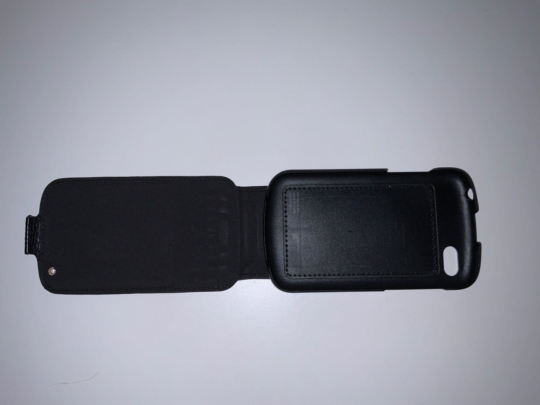 Cover & Protezioni schermo: Blackberry Leather Case Original for Blackberry Q10 – Usato da Winterthur venduto da Ricci2012 5