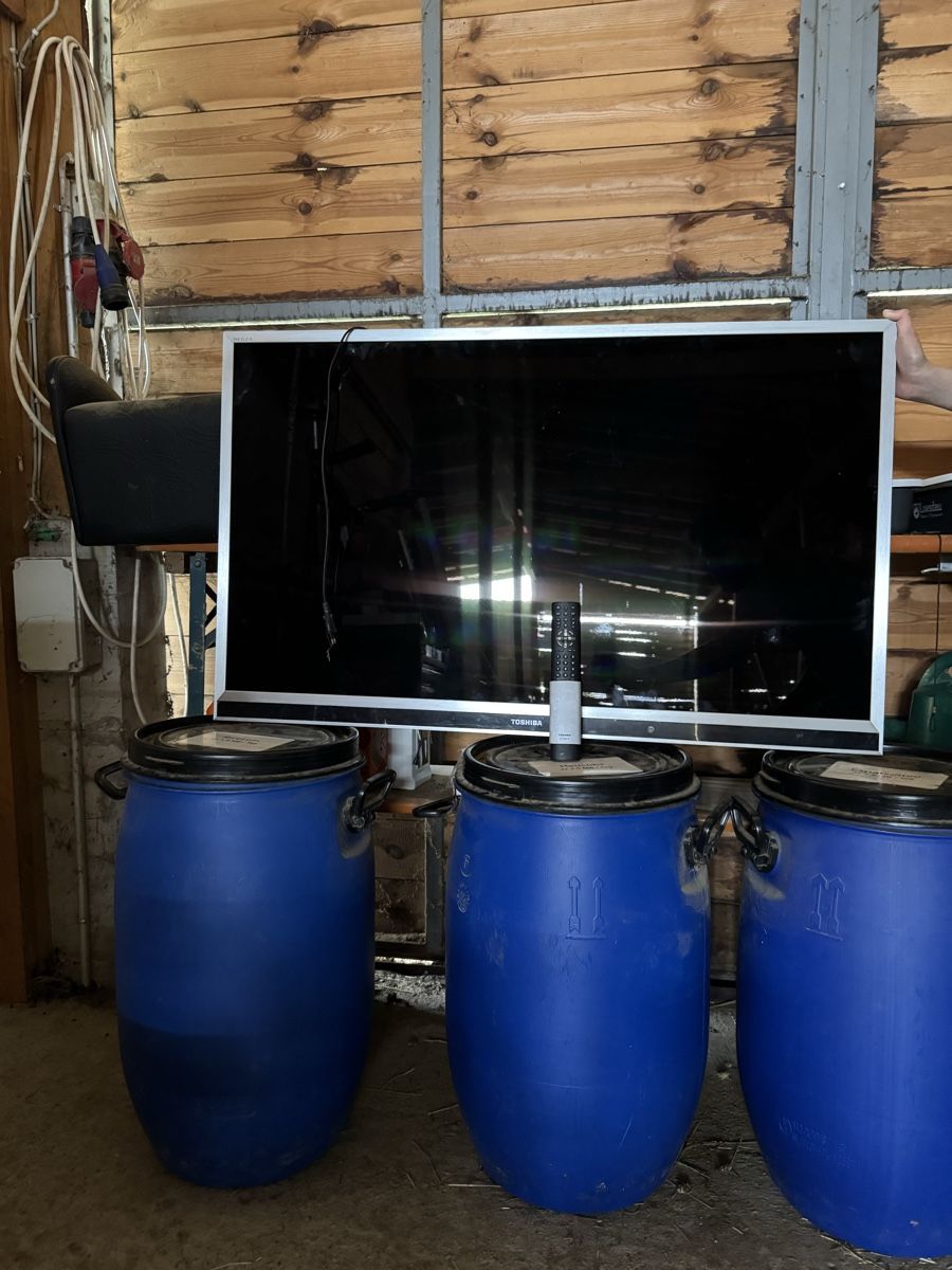 Toshiba Televisori: Toshiba Tv – Usato da Tennwil venduto da MolnarAdam23