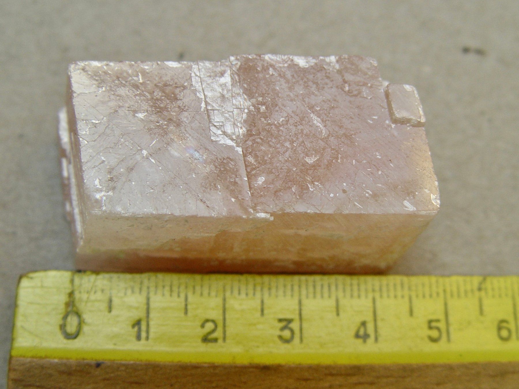 Minerali & Pietre curative: Mineral (Kalkspat) – Usato da Henggart venduto da elsternwerk 2