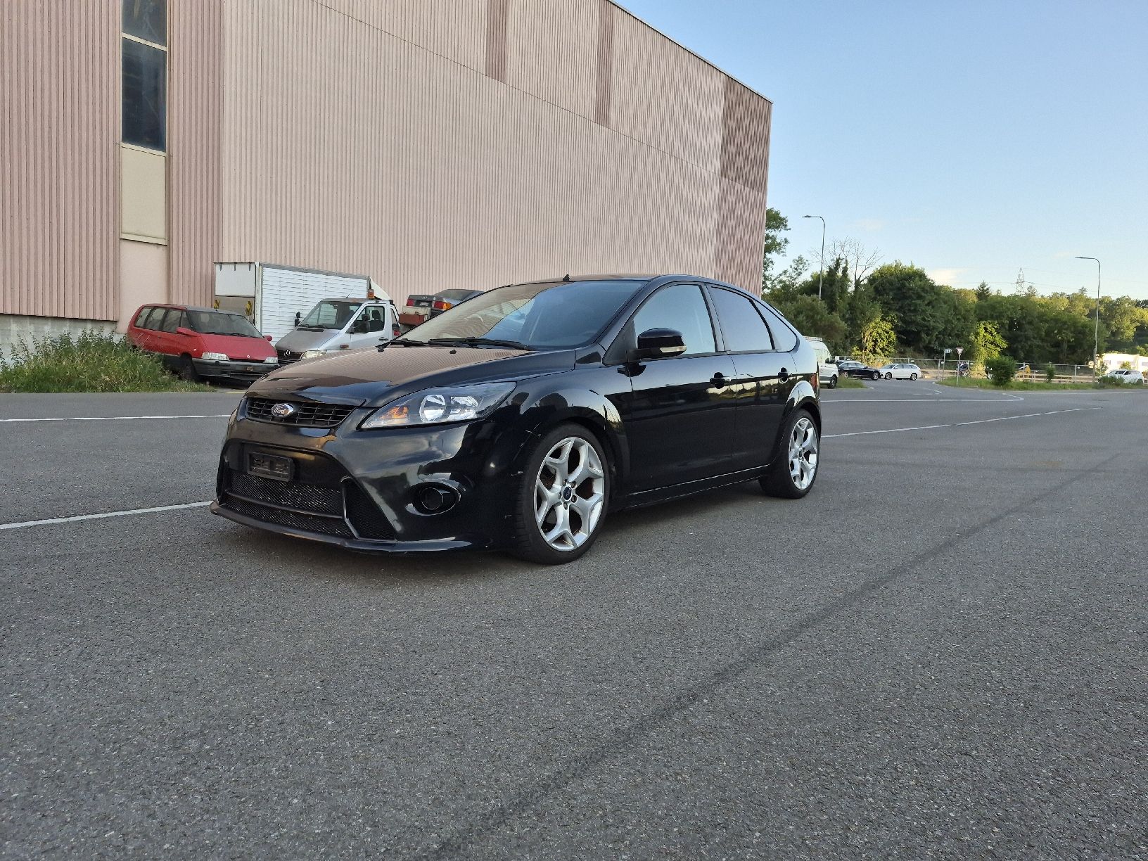 Ford Automobili: Ford Focus 1.6i 16V 06.2009 – Usato da Veltheim AG venduto da Cat12